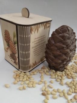 Kiefernförmige Praline "Mit Pinienkernen und Honig", 140g 