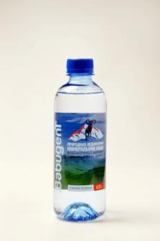 Mineralwasser "BABUGENT" leicht kohlensäurehaltig 0,37 l. 